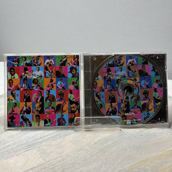 Jimi Hendrix Music CD - Blues 1994 - Picture 3 of 4